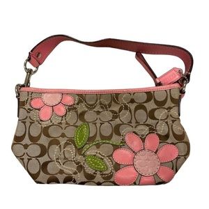 *RARE vintage 90s style Coach bag.